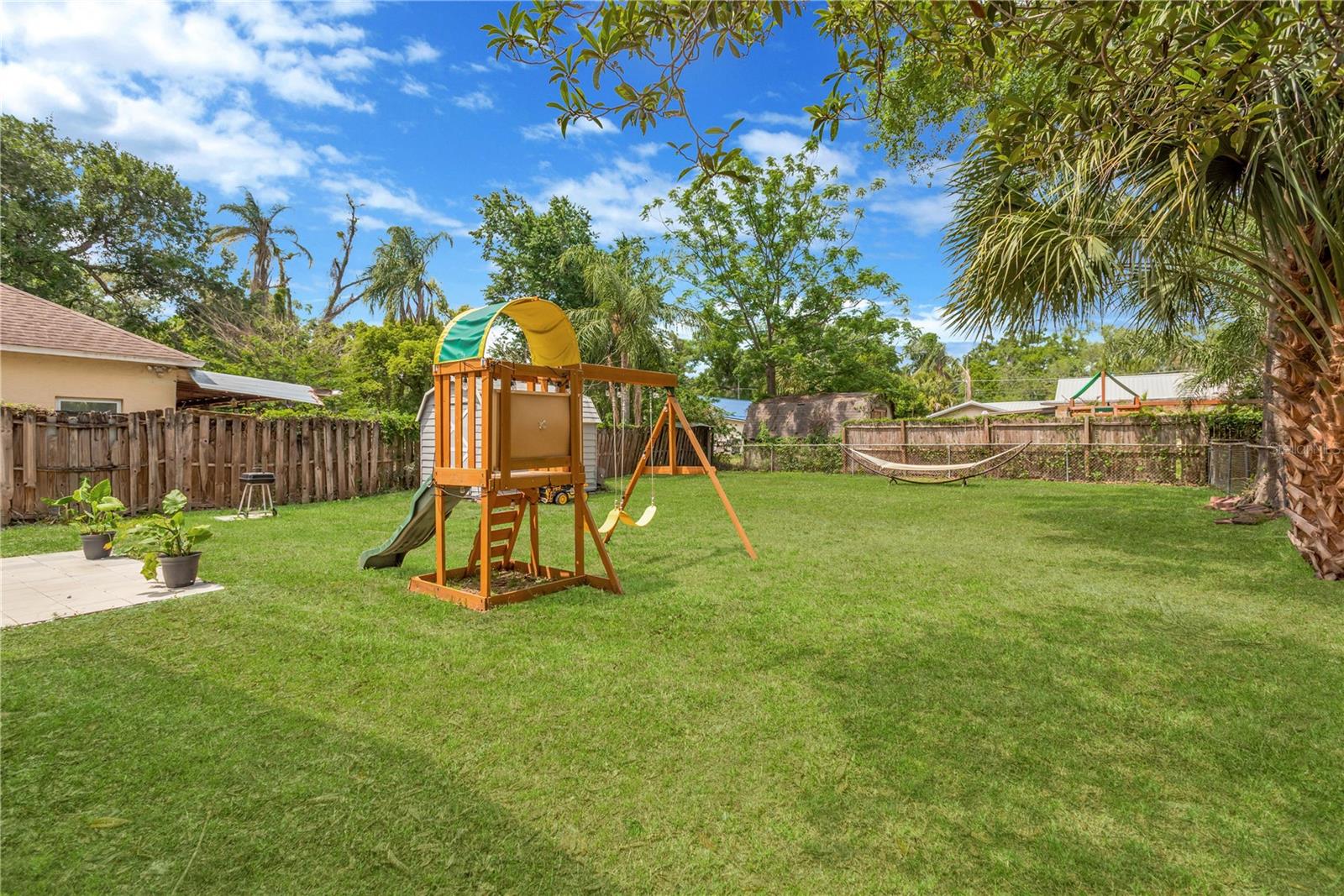 VISTA BONITA - Residential