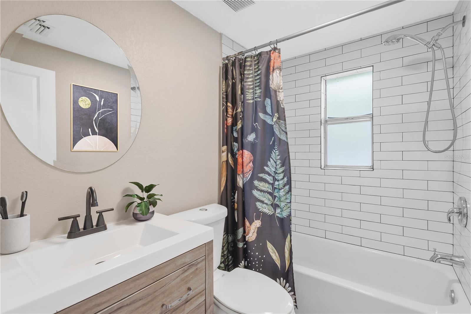 VISTA BONITA - Residential