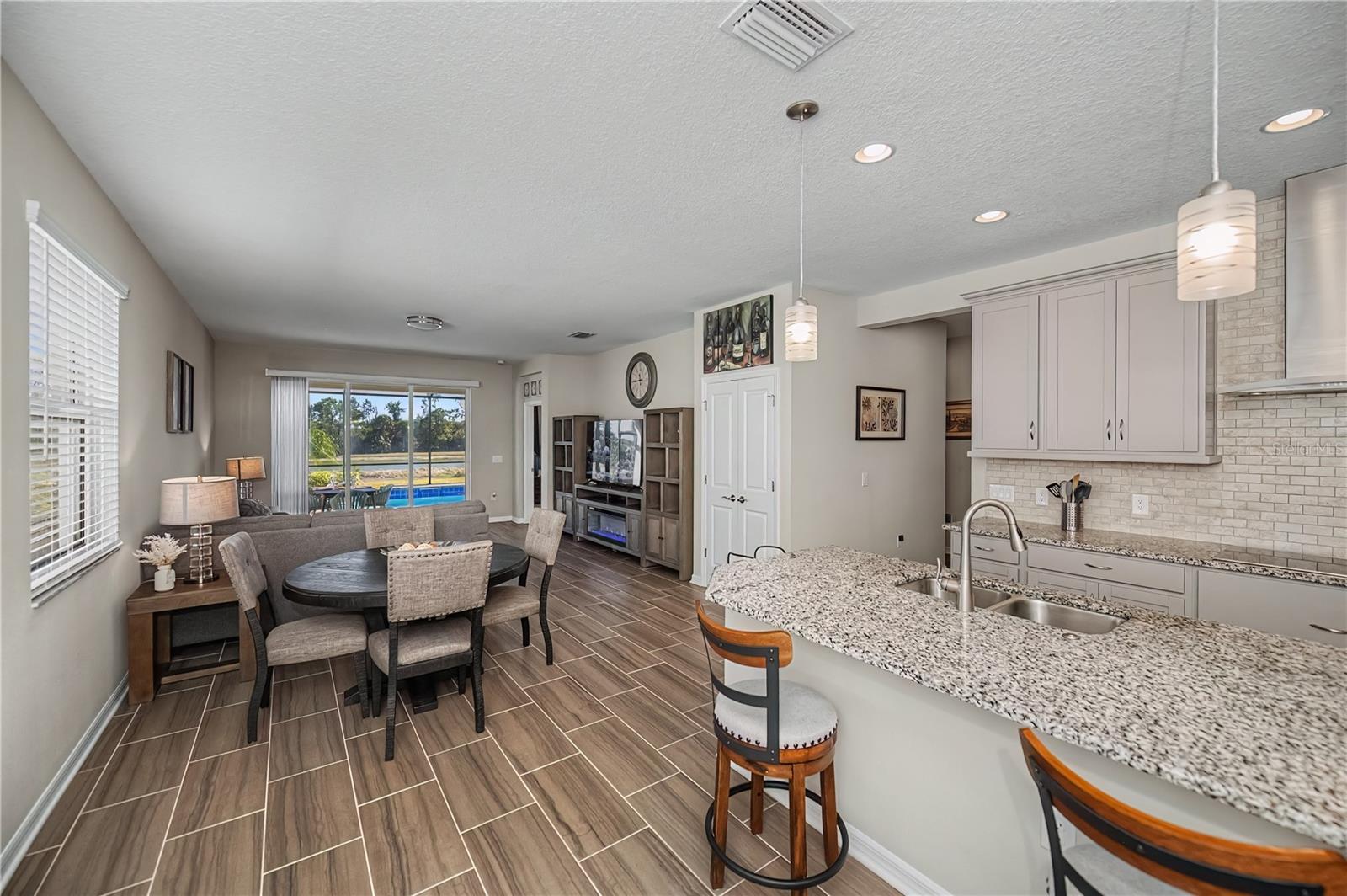 OASIS/WEST VLGS PH 2 REP - Residential