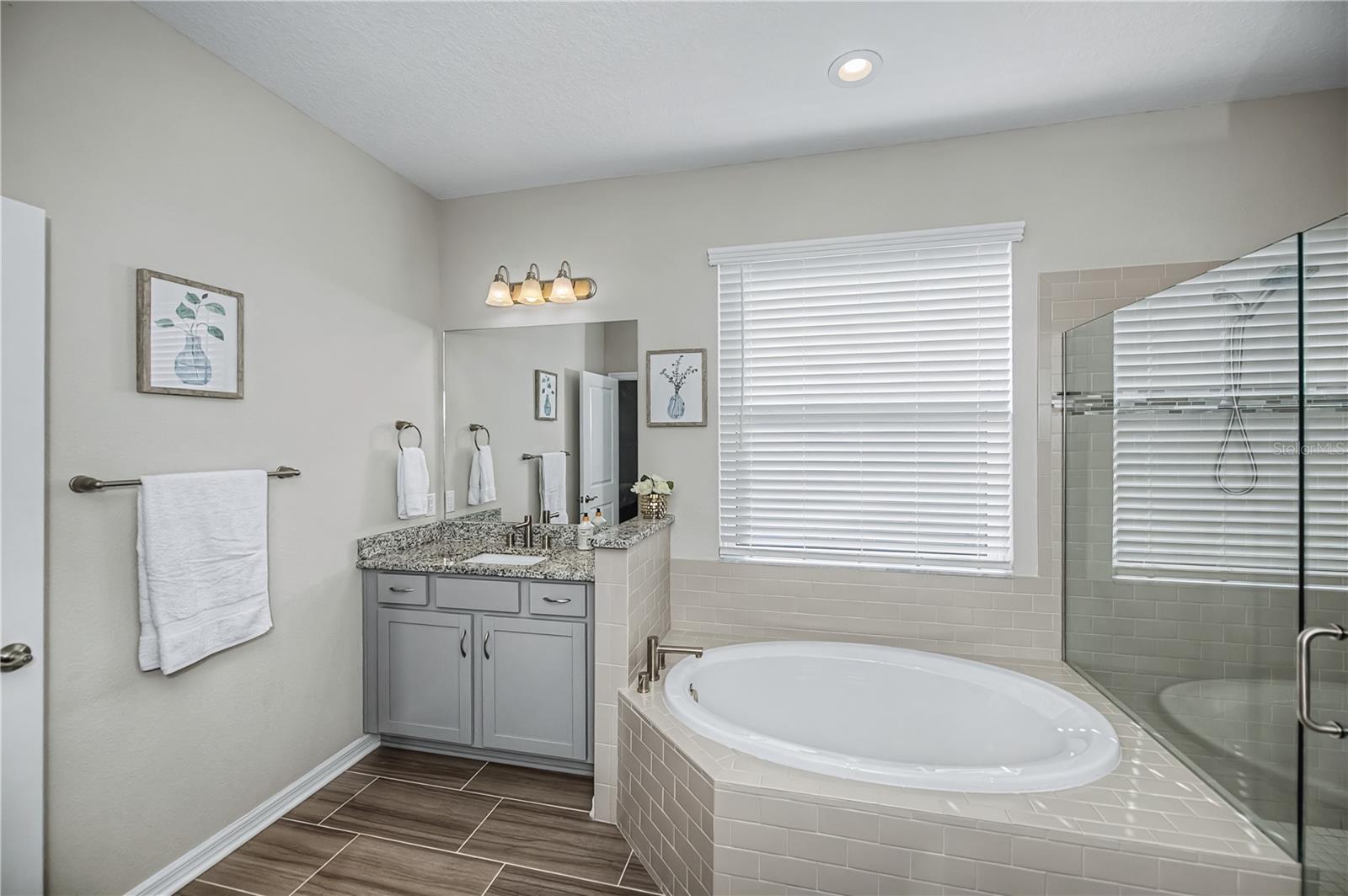 OASIS/WEST VLGS PH 2 REP - Residential