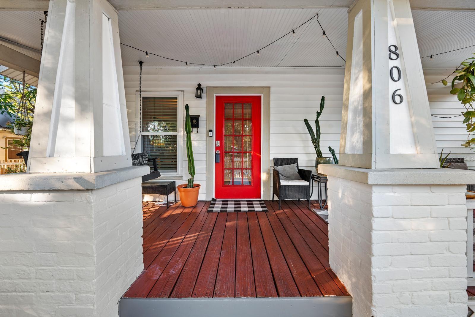 806 E LAMBRIGHT STREET