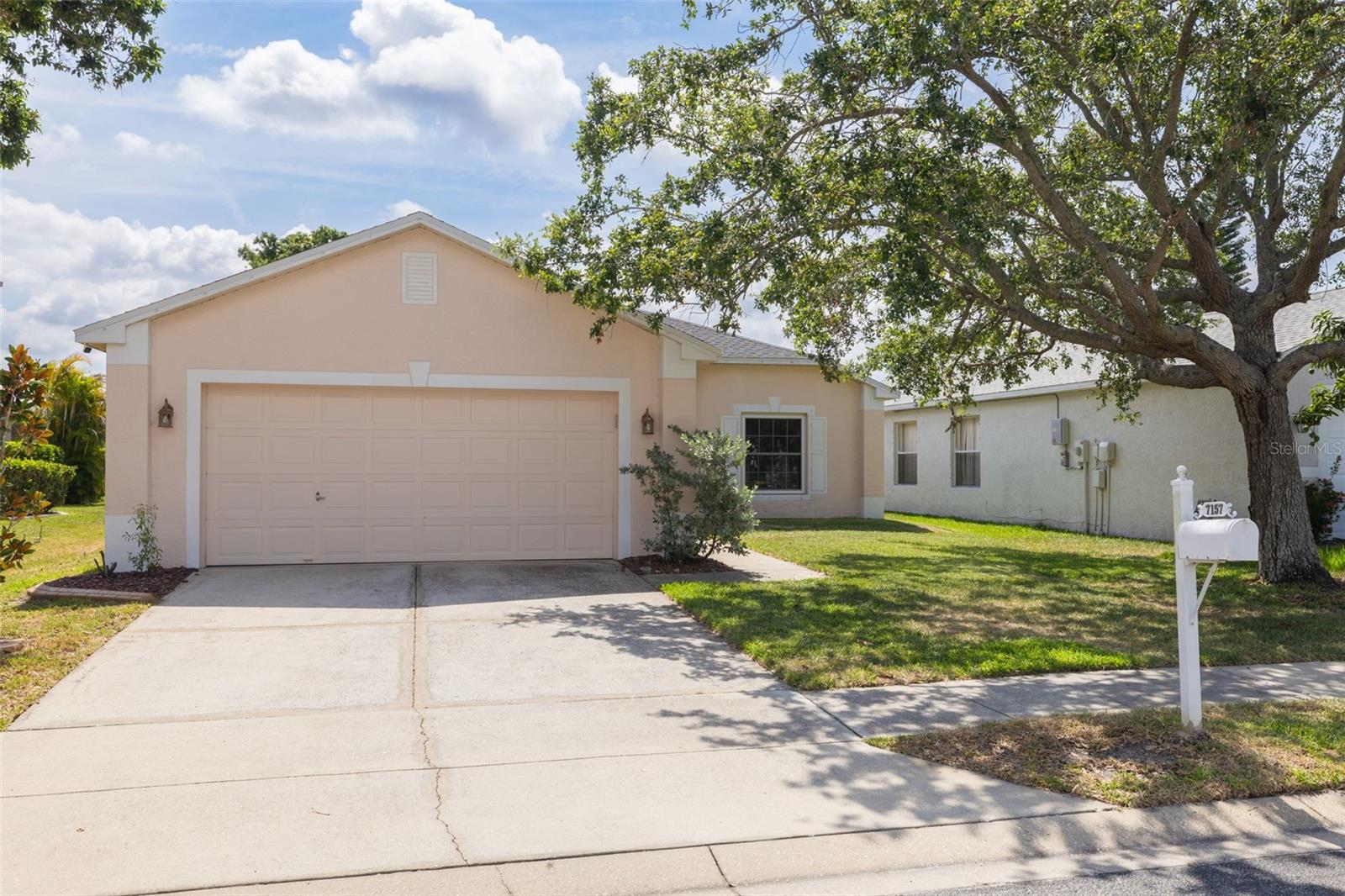 7157 HAMILTON PARK BOULEVARD