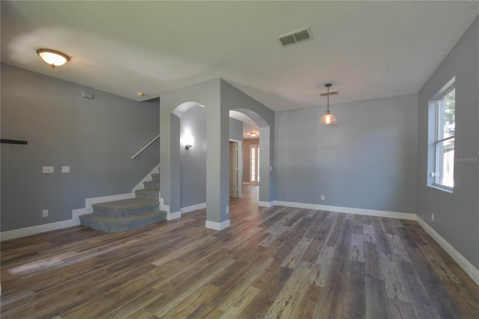 1843 ANNA CATHERINE DRIVE