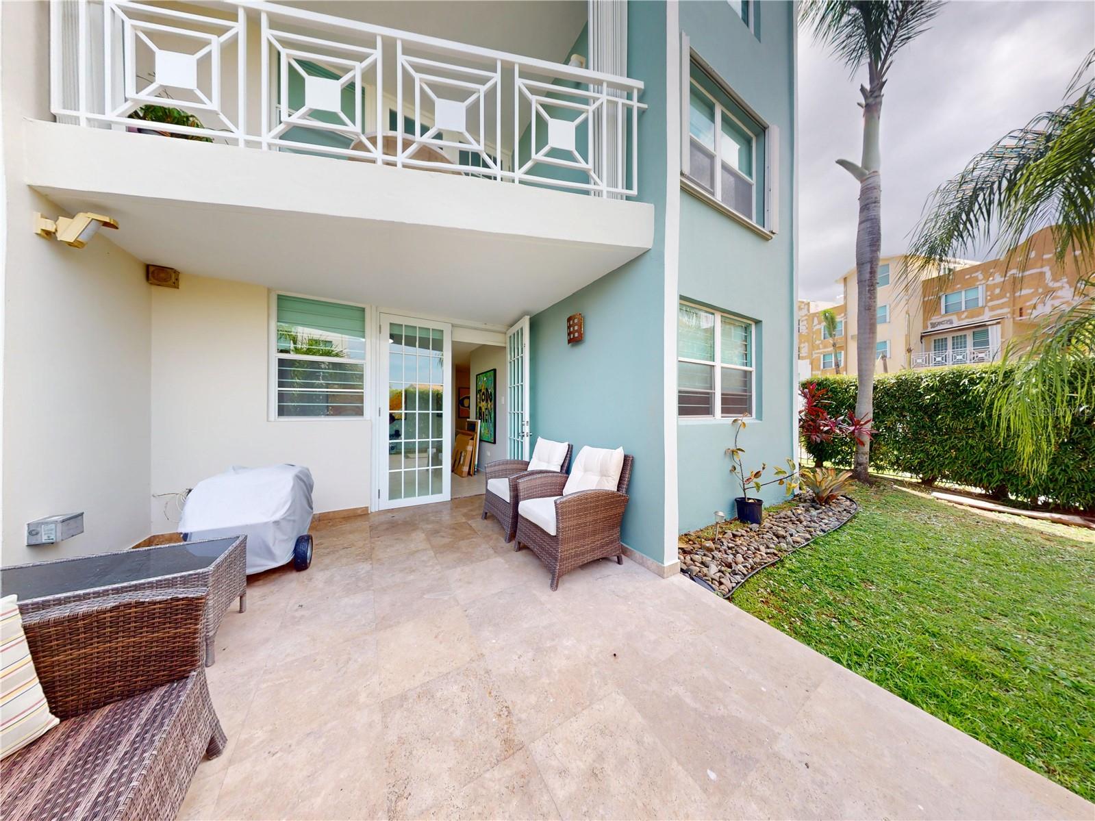 LOS ALTOS DE ESCORIAL - Residential Lease