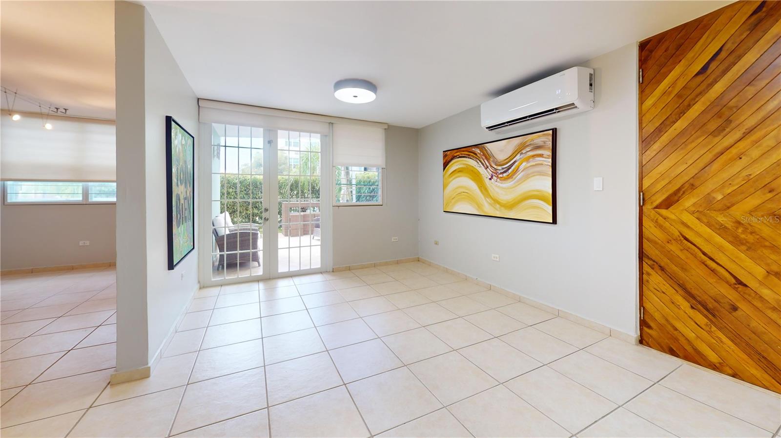 LOS ALTOS DE ESCORIAL - Residential Lease