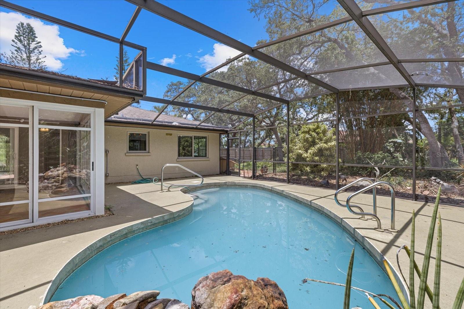 ACREAGE - Residential