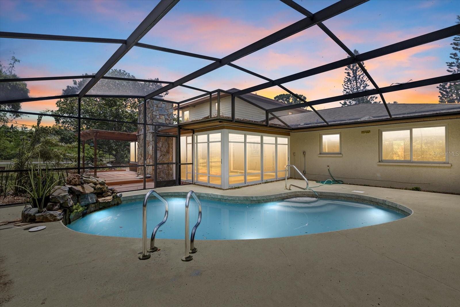 ACREAGE - Residential