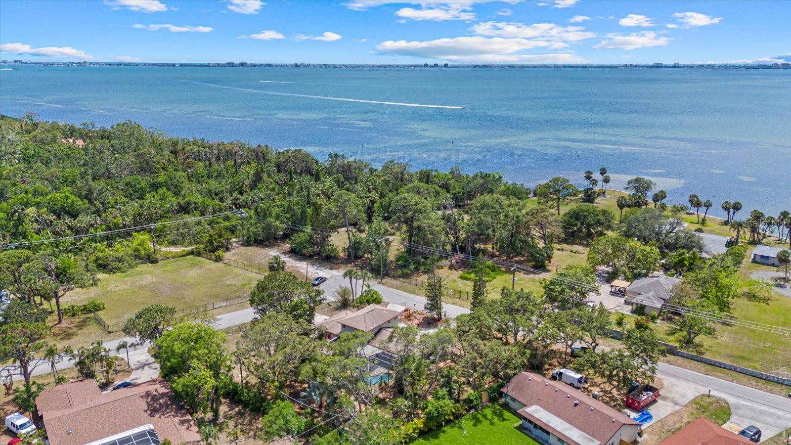 ACREAGE - Residential