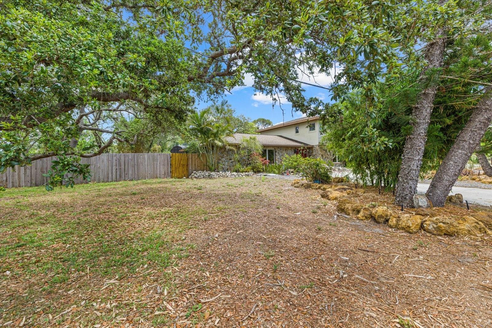 ACREAGE - Residential