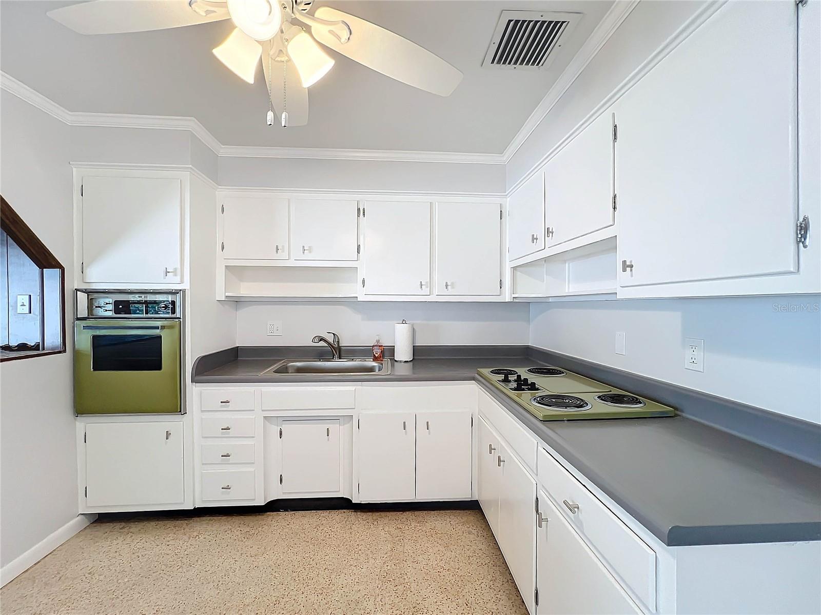 PATRICIA MANOR - Residential Lease