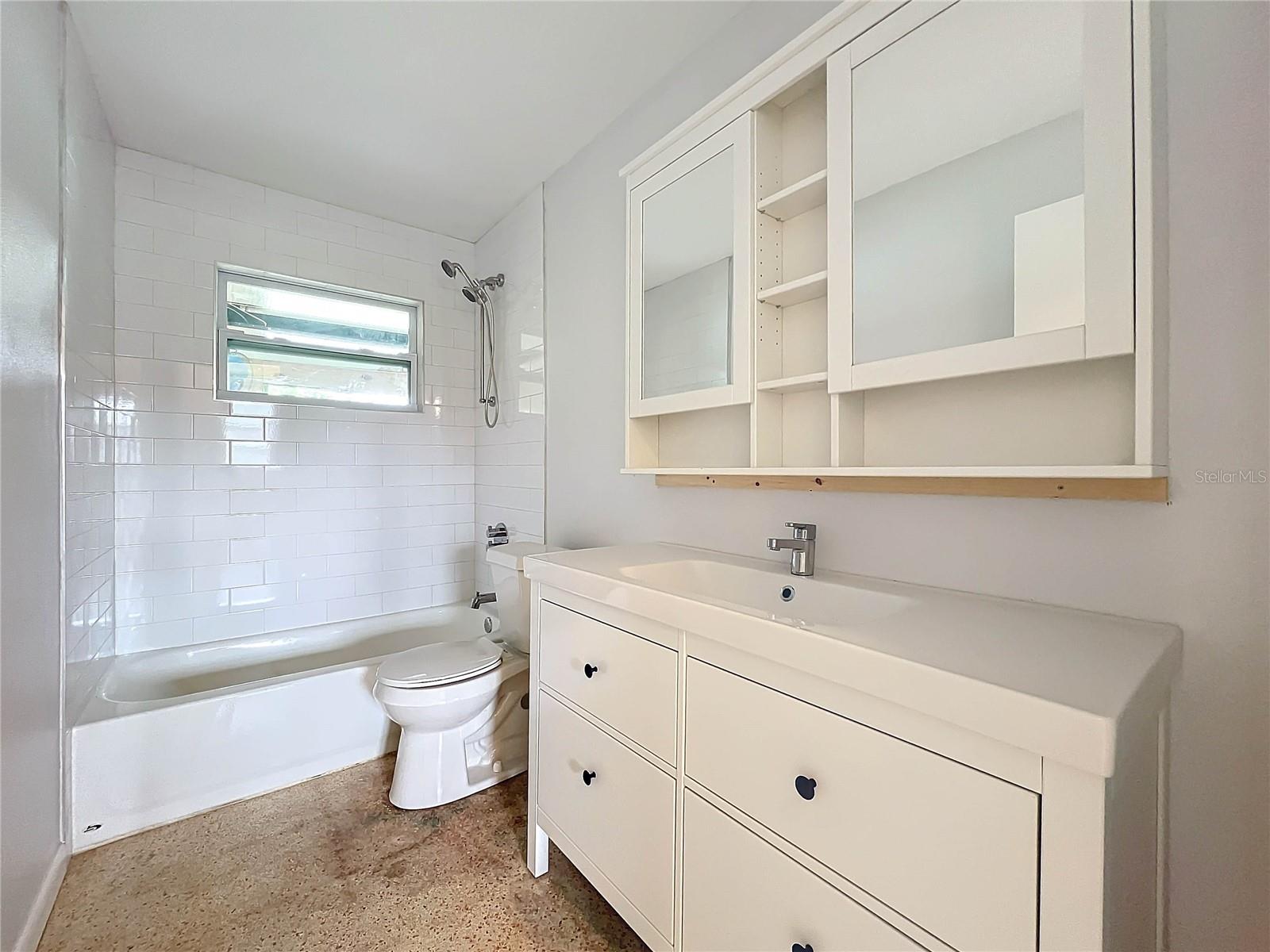 PATRICIA MANOR - Residential Lease