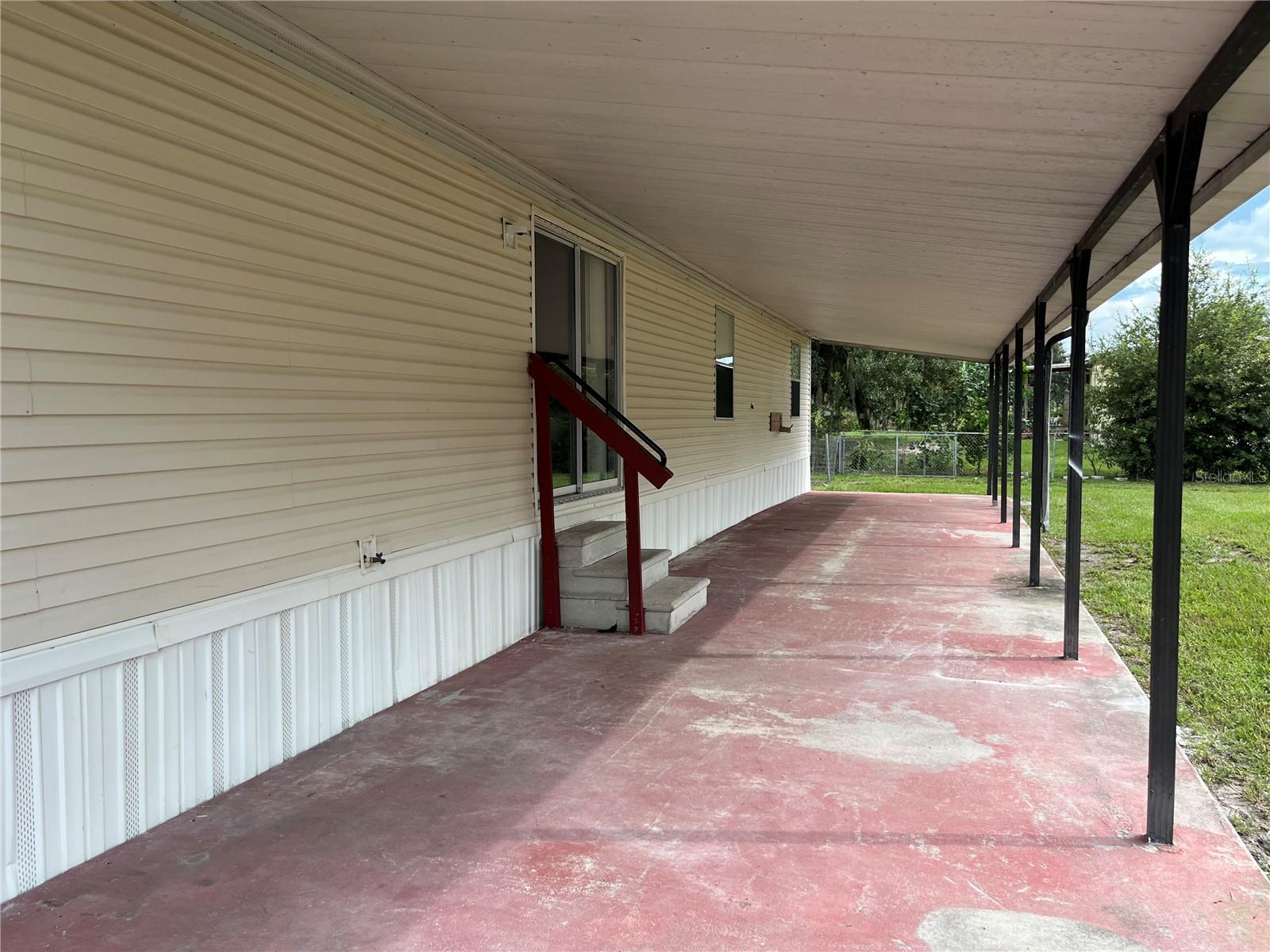 4120 LAUREL CREST DRIVE