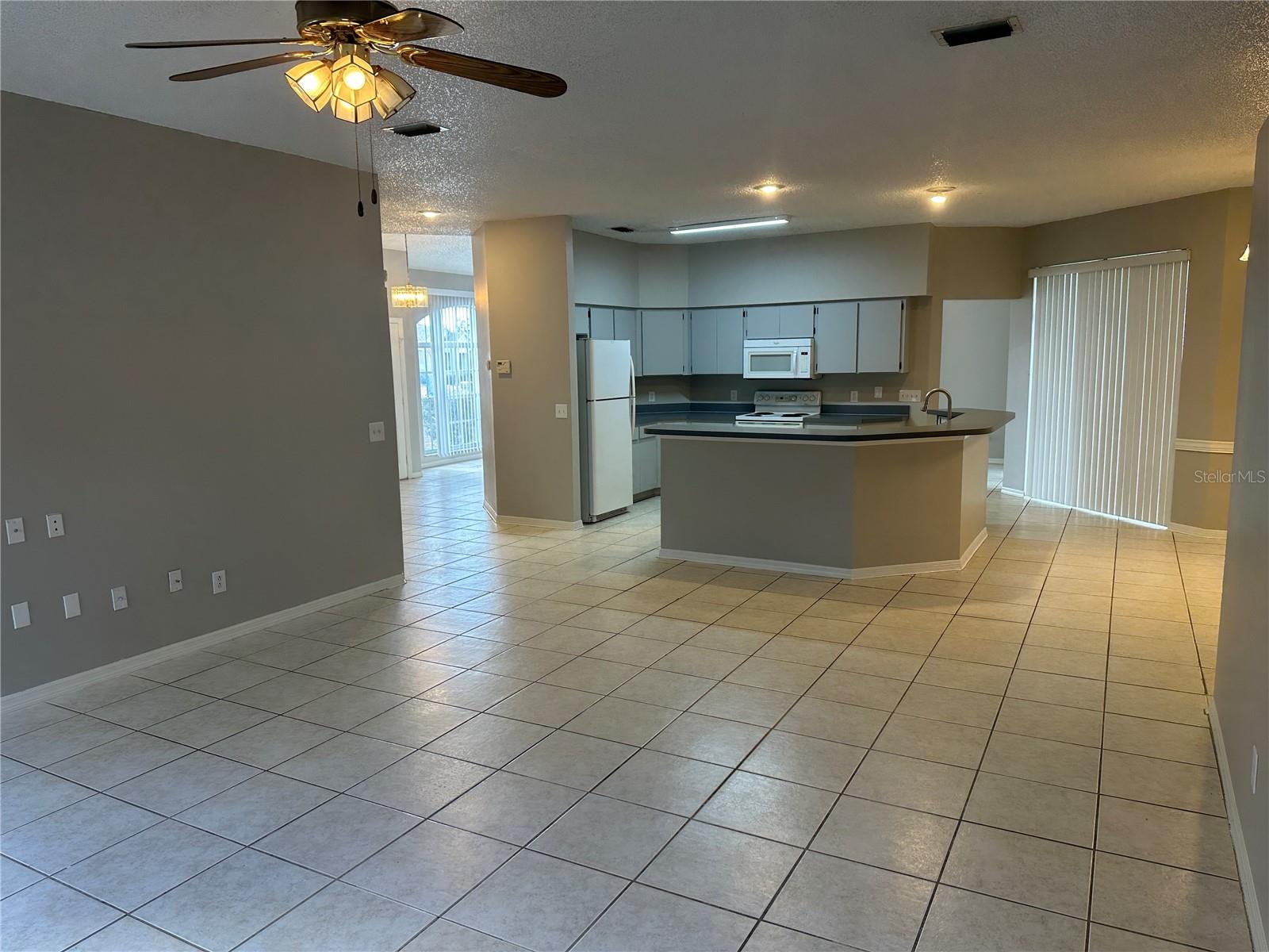 BOYETTE SPGS SEC A UN #2 - Residential Lease