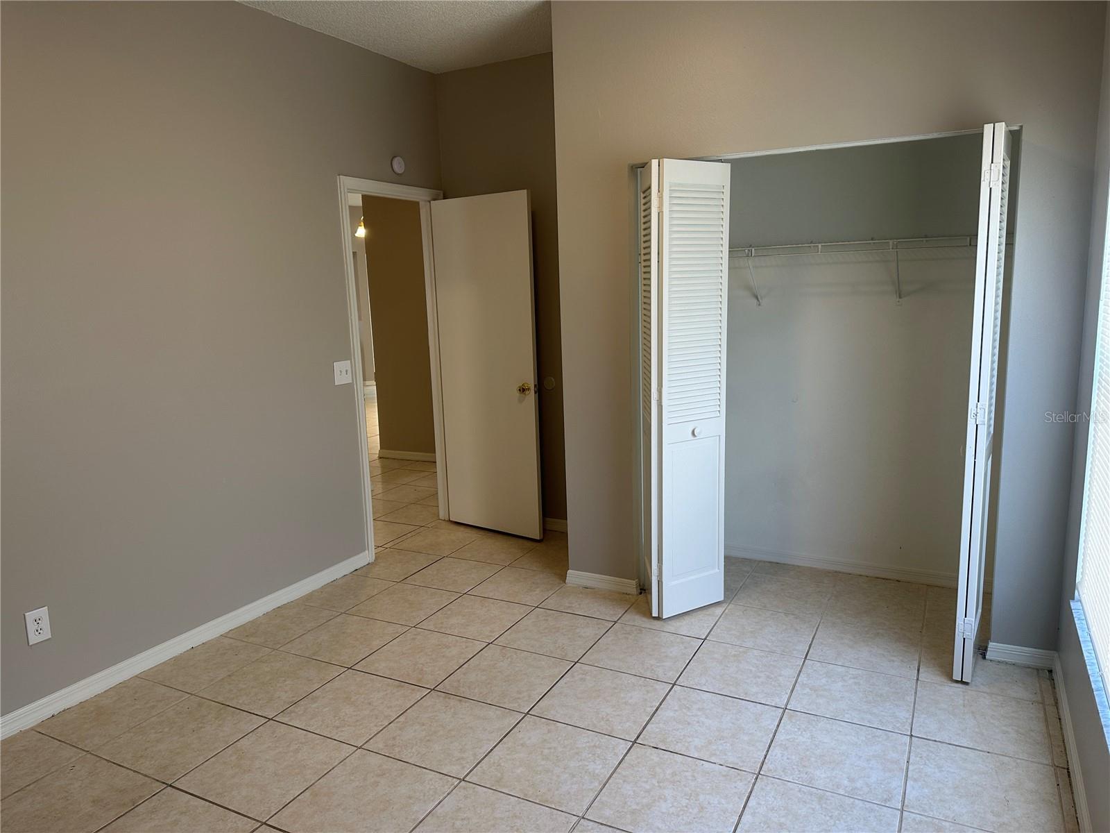 BOYETTE SPGS SEC A UN #2 - Residential Lease