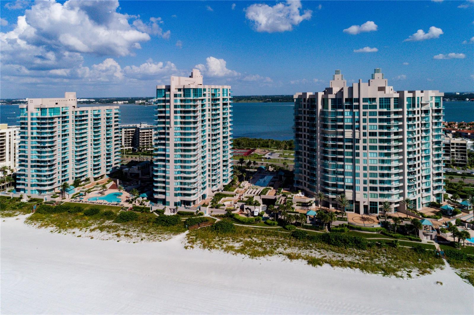 ULTIMAR TWO CONDO - Residential