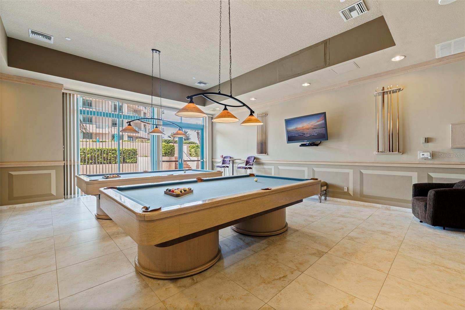 ULTIMAR TWO CONDO - Residential