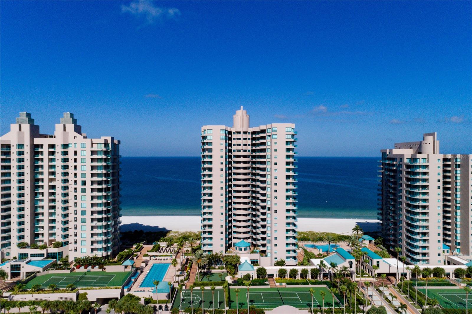 ULTIMAR TWO CONDO - Residential