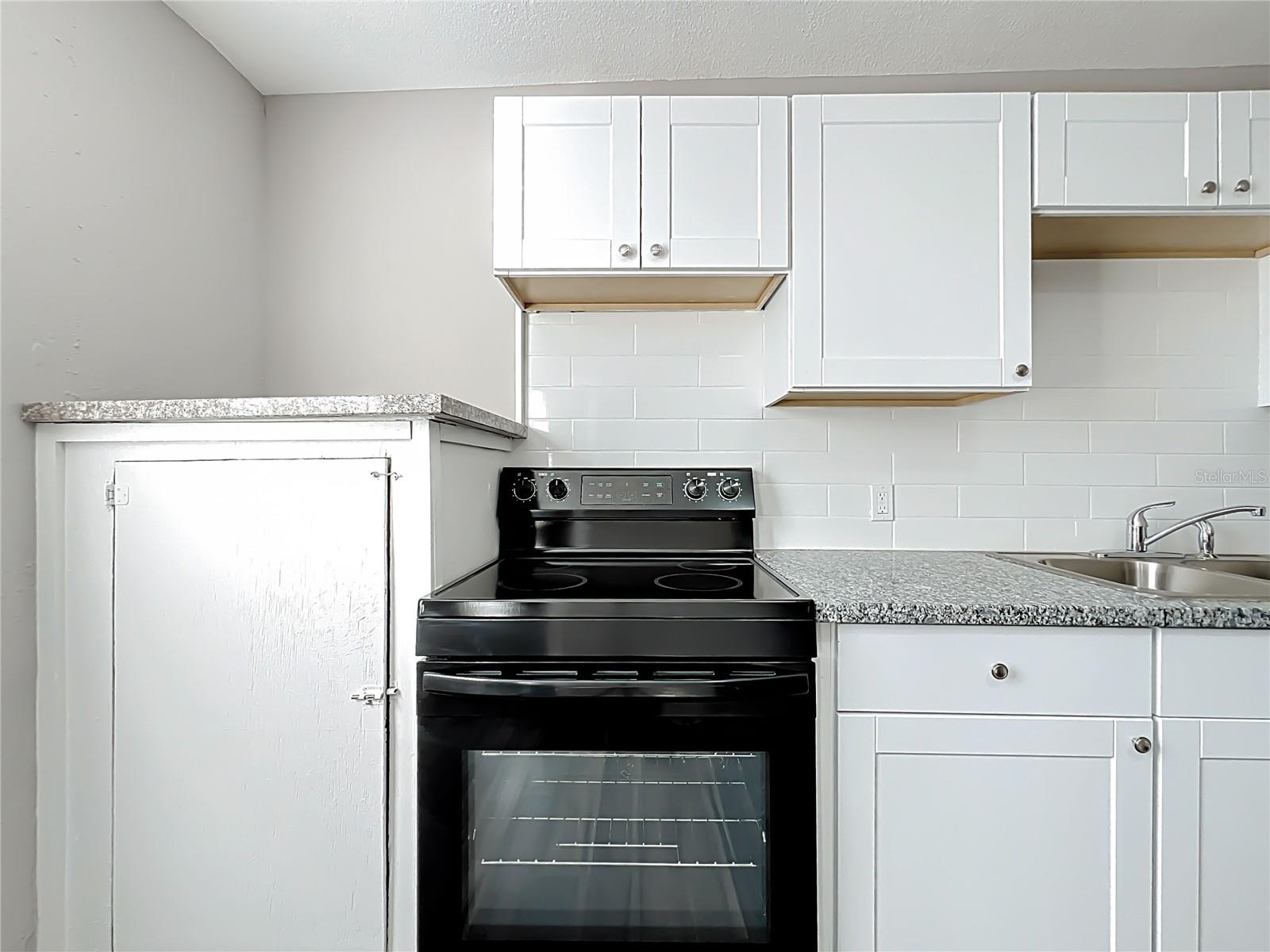 CROMWELL HEIGHTS - Residential