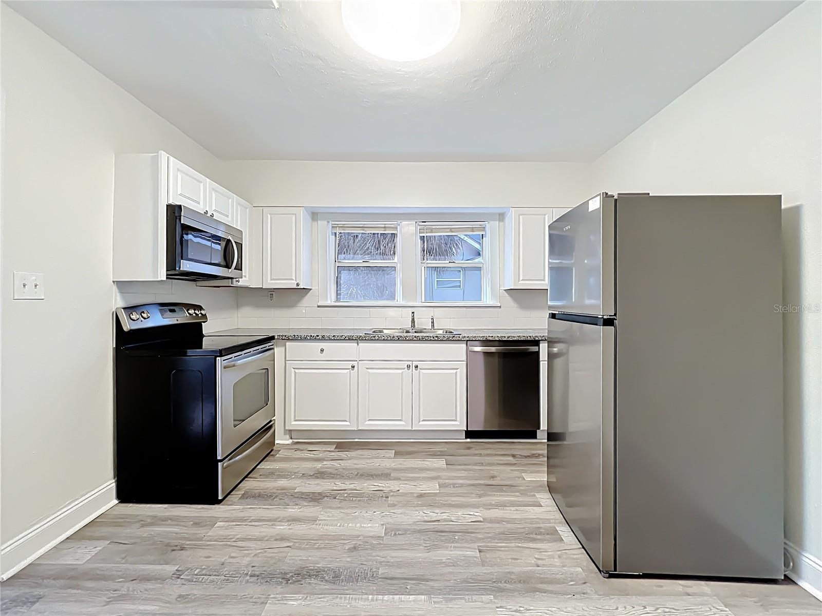 CROMWELL HEIGHTS - Residential