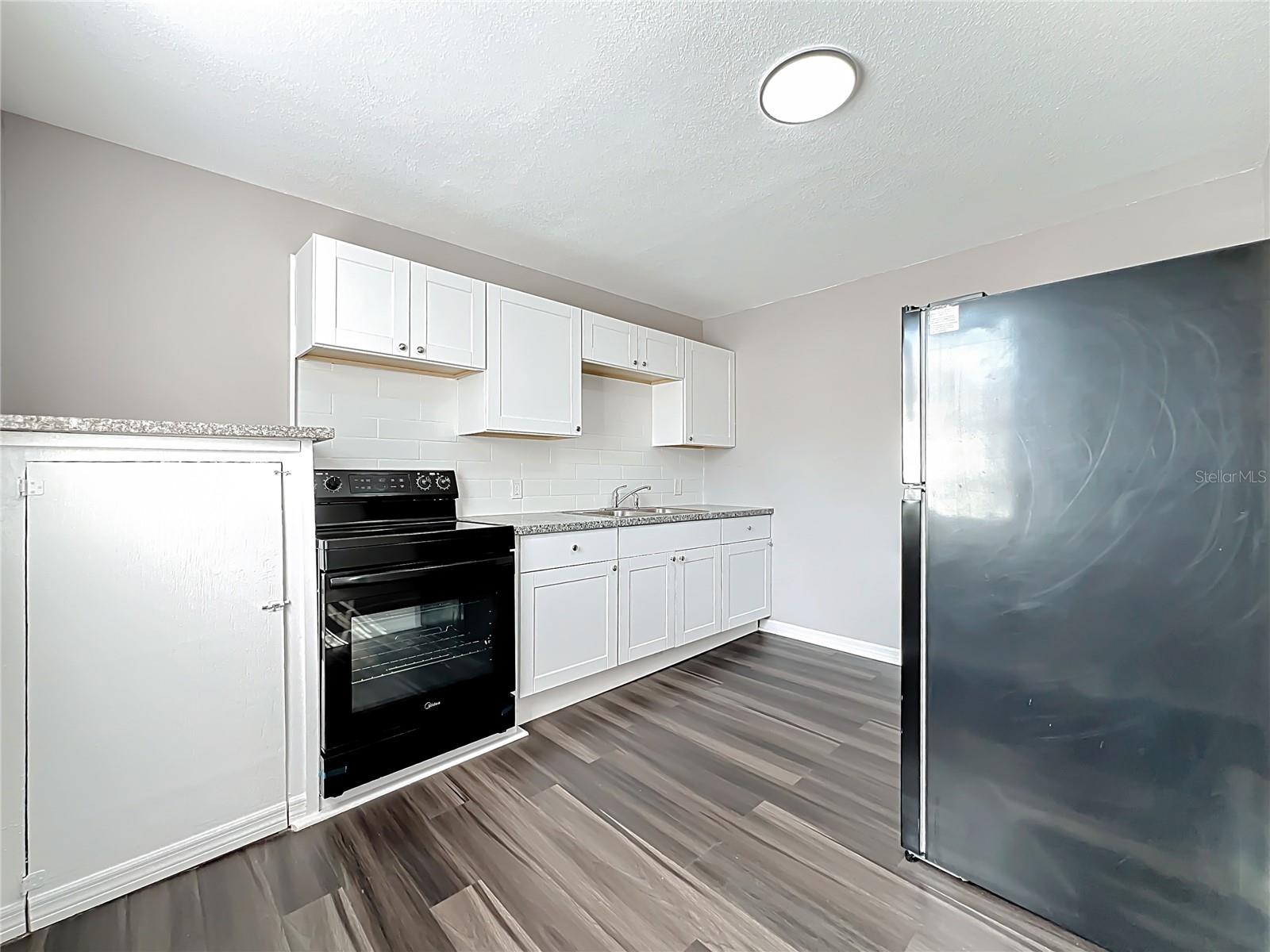 CROMWELL HEIGHTS - Residential