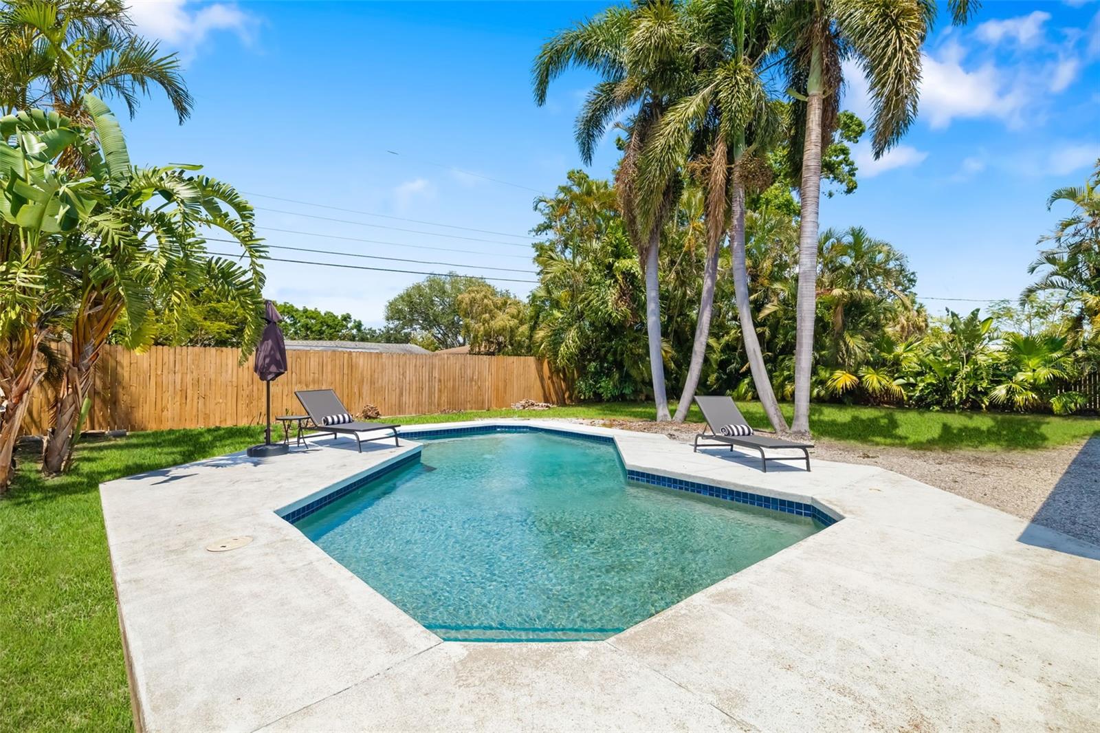 2311 SUNNYSIDE PLACE