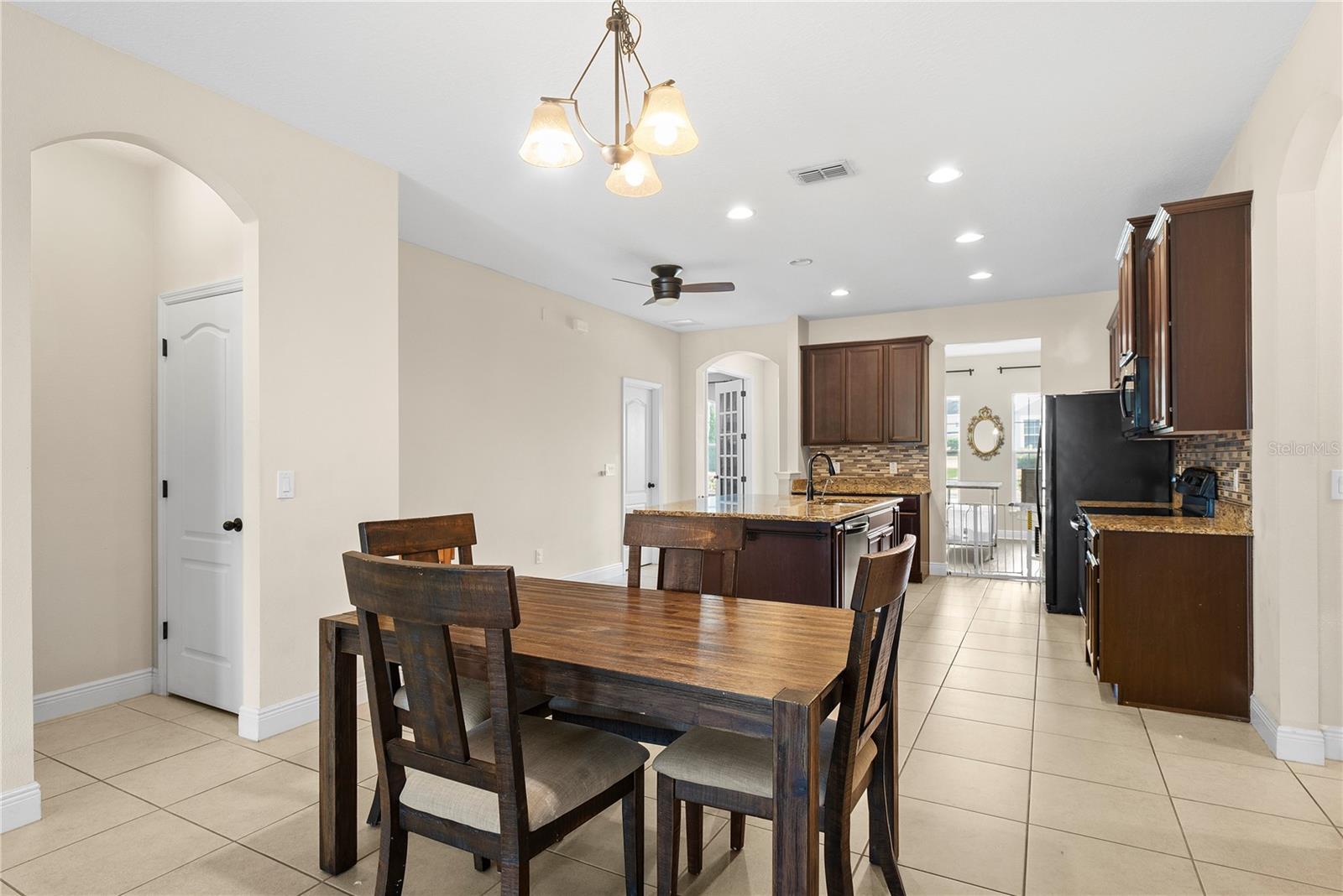 COVINGTON CHASE - Residential