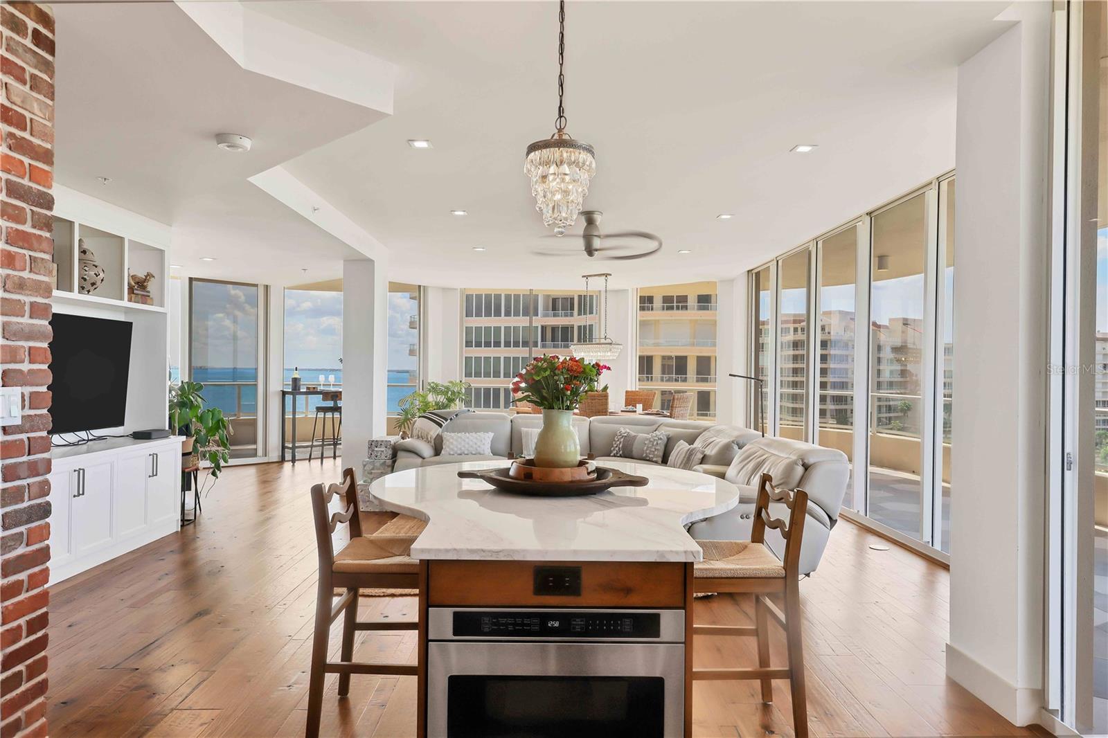 GRAND BAY 1 - Residential