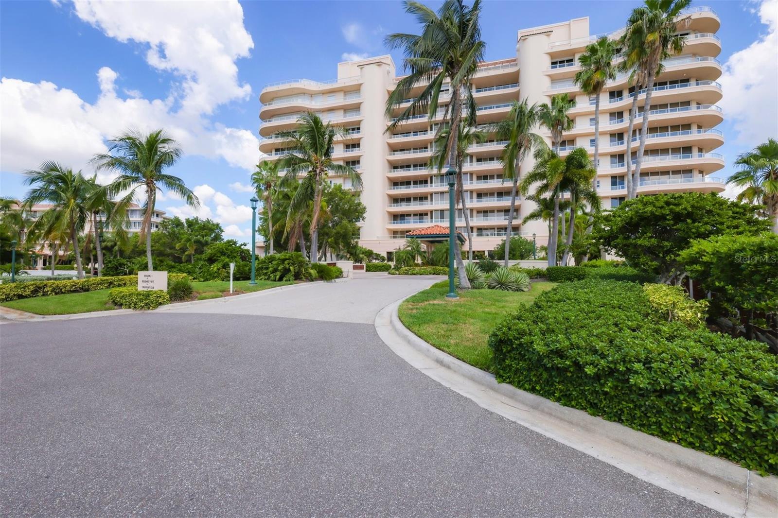 GRAND BAY 1 - Residential