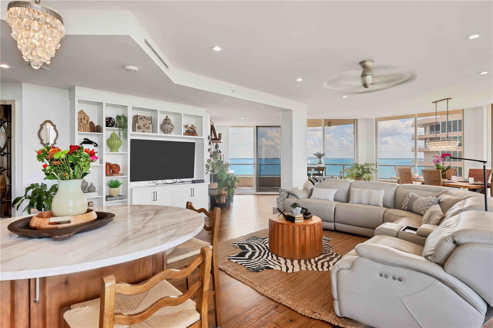 GRAND BAY 1 - Residential