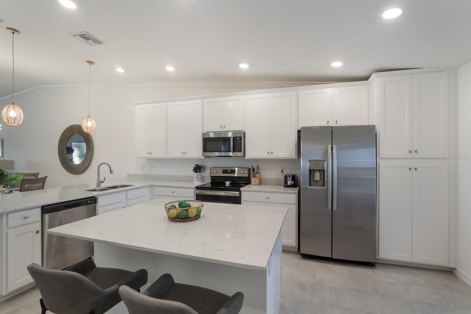 LAKEWOOD NATIONAL - Residential Lease