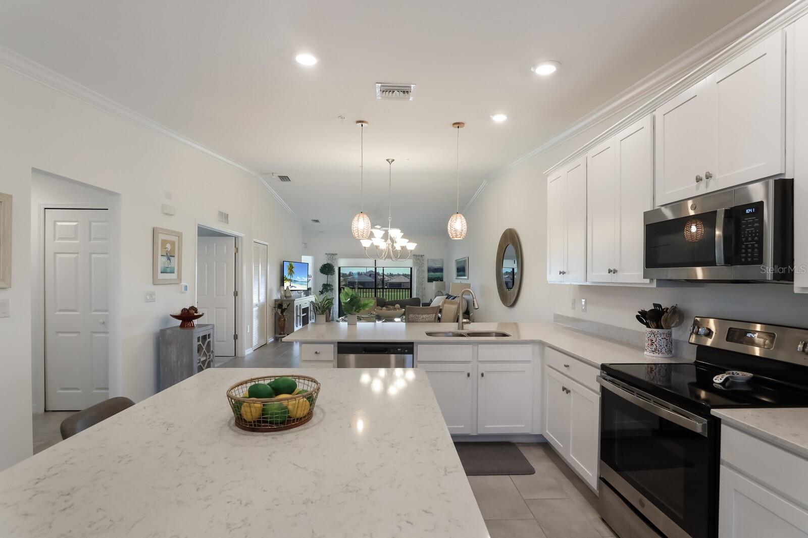 LAKEWOOD NATIONAL - Residential Lease