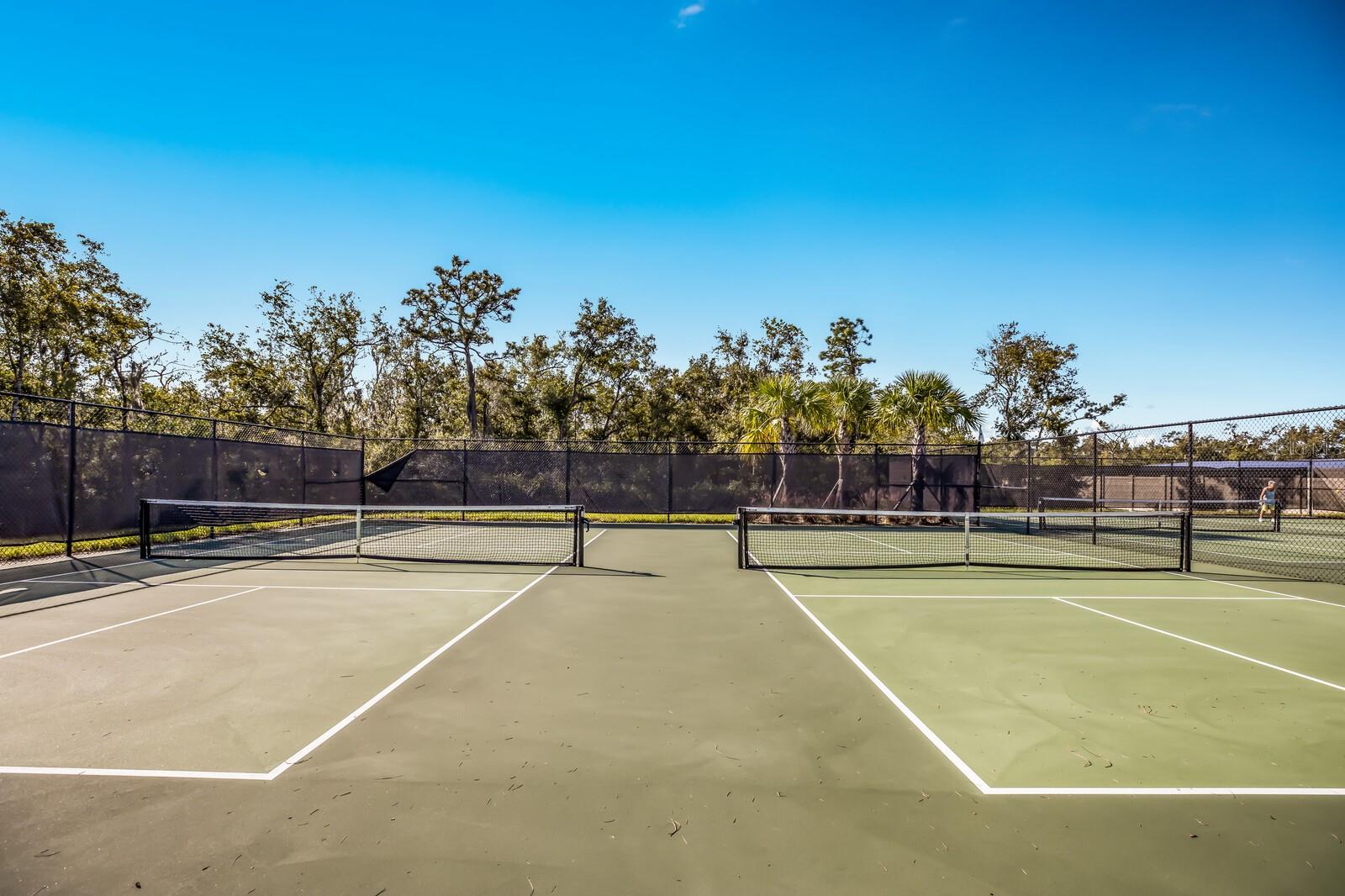 LAKEWOOD NATIONAL - Residential Lease