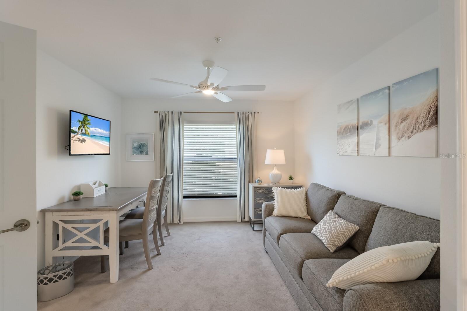 LAKEWOOD NATIONAL - Residential Lease