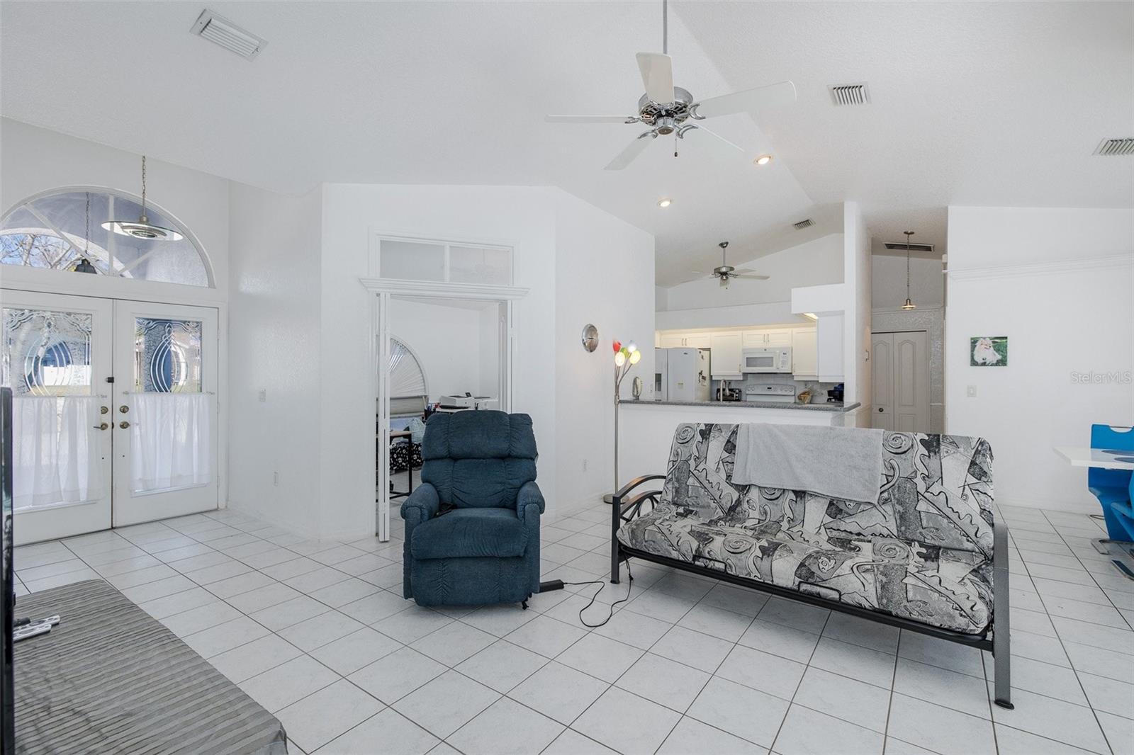 ELLINGTON ESTATES - Residential