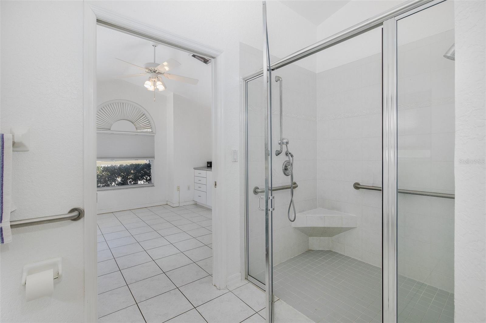 ELLINGTON ESTATES - Residential