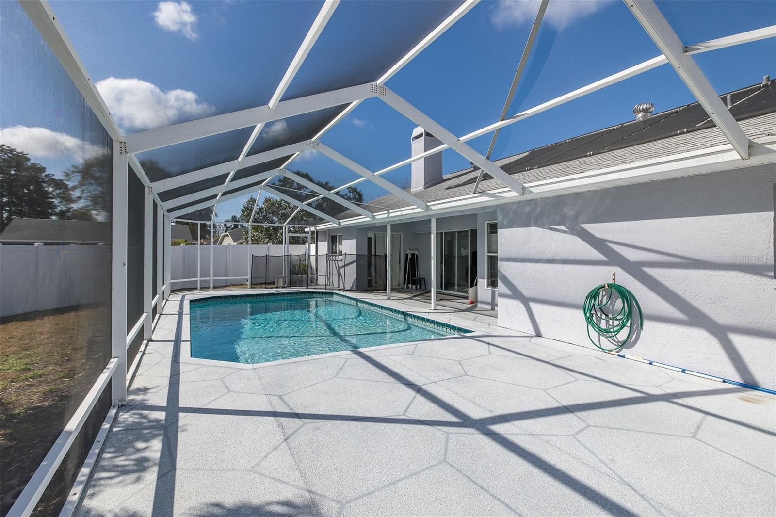 ELLINGTON ESTATES - Residential