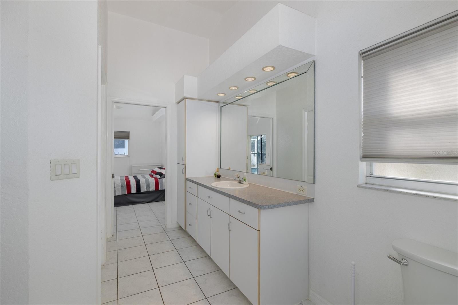 ELLINGTON ESTATES - Residential