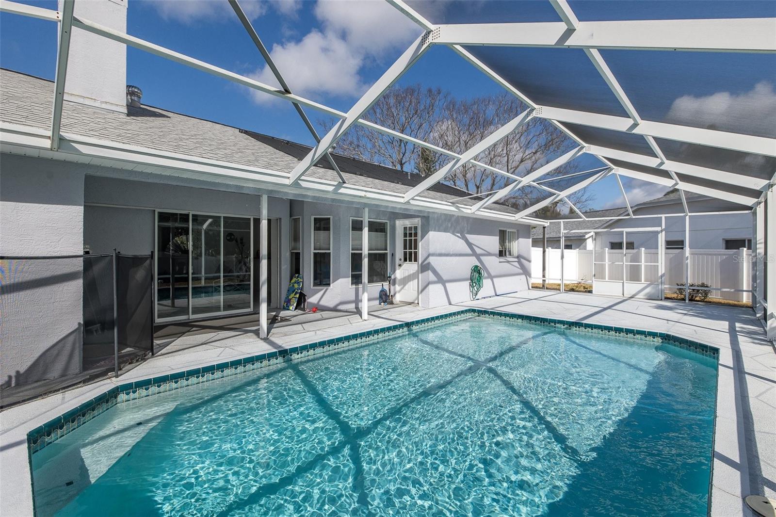 ELLINGTON ESTATES - Residential