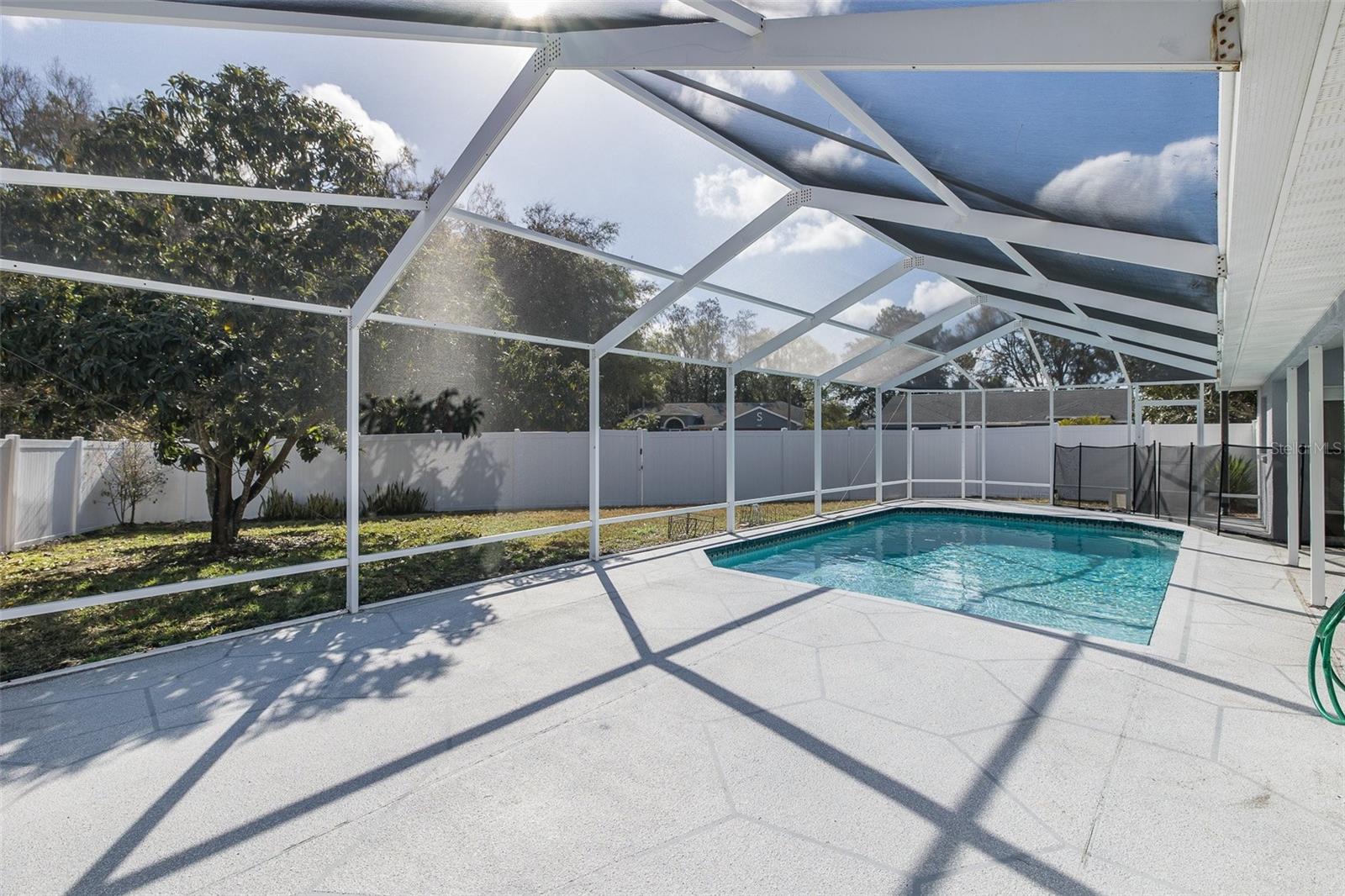 ELLINGTON ESTATES - Residential