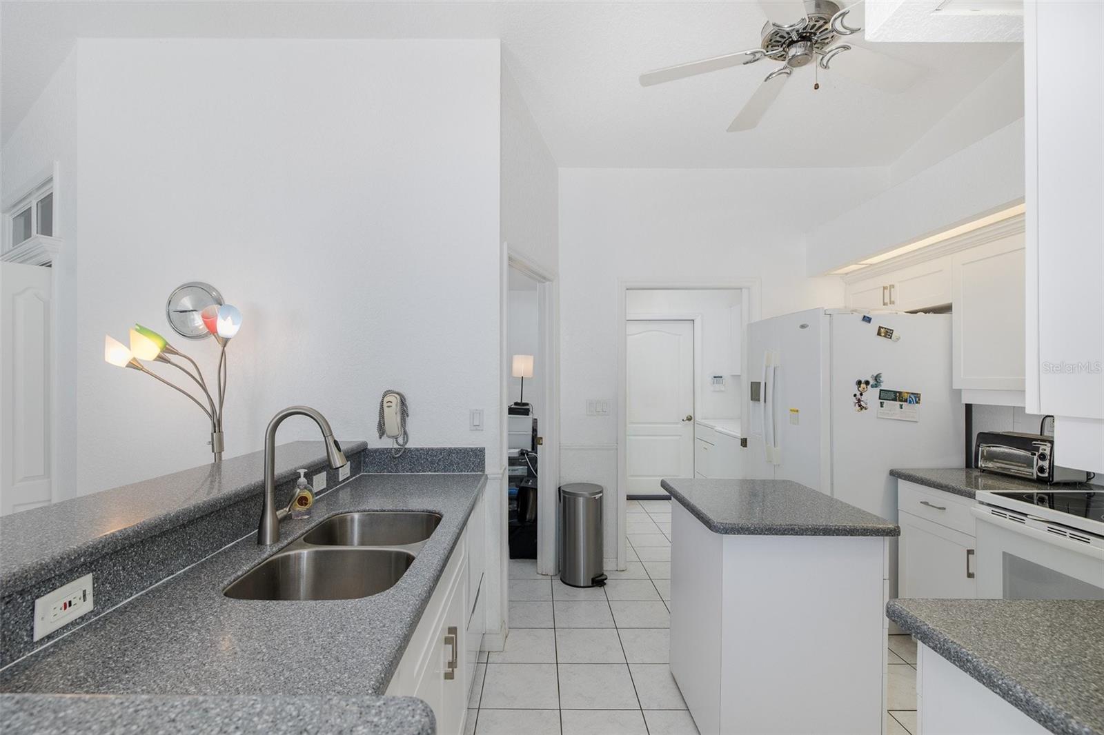 ELLINGTON ESTATES - Residential