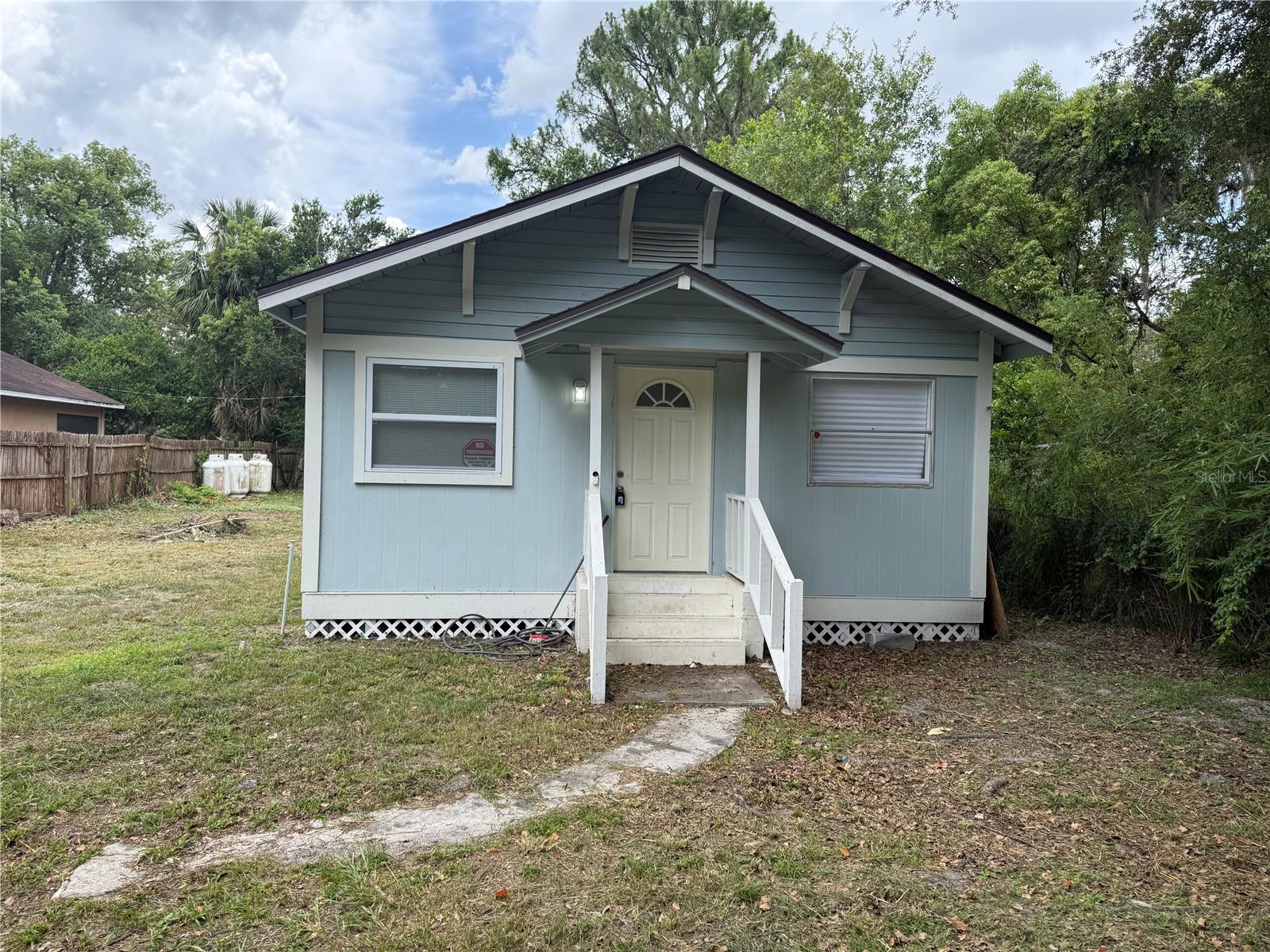 NO HOA----This RENOVATED 3 bedroom 1 and 1/2 bath home is ready for its new owner. Nestled in a highly desirable community of Umatilla and close to the Gateway to the Ocala National Forest. A 8 x 19 screen porch extends off the back of the house. The home includes a New Roof, New Central System, New Flooring, and Fresh Paint on both Exterior and Interior. Home also has a Generac Generator. Don't miss your opportunity to own this peaceful, updated home. Schedule your private showing today!!