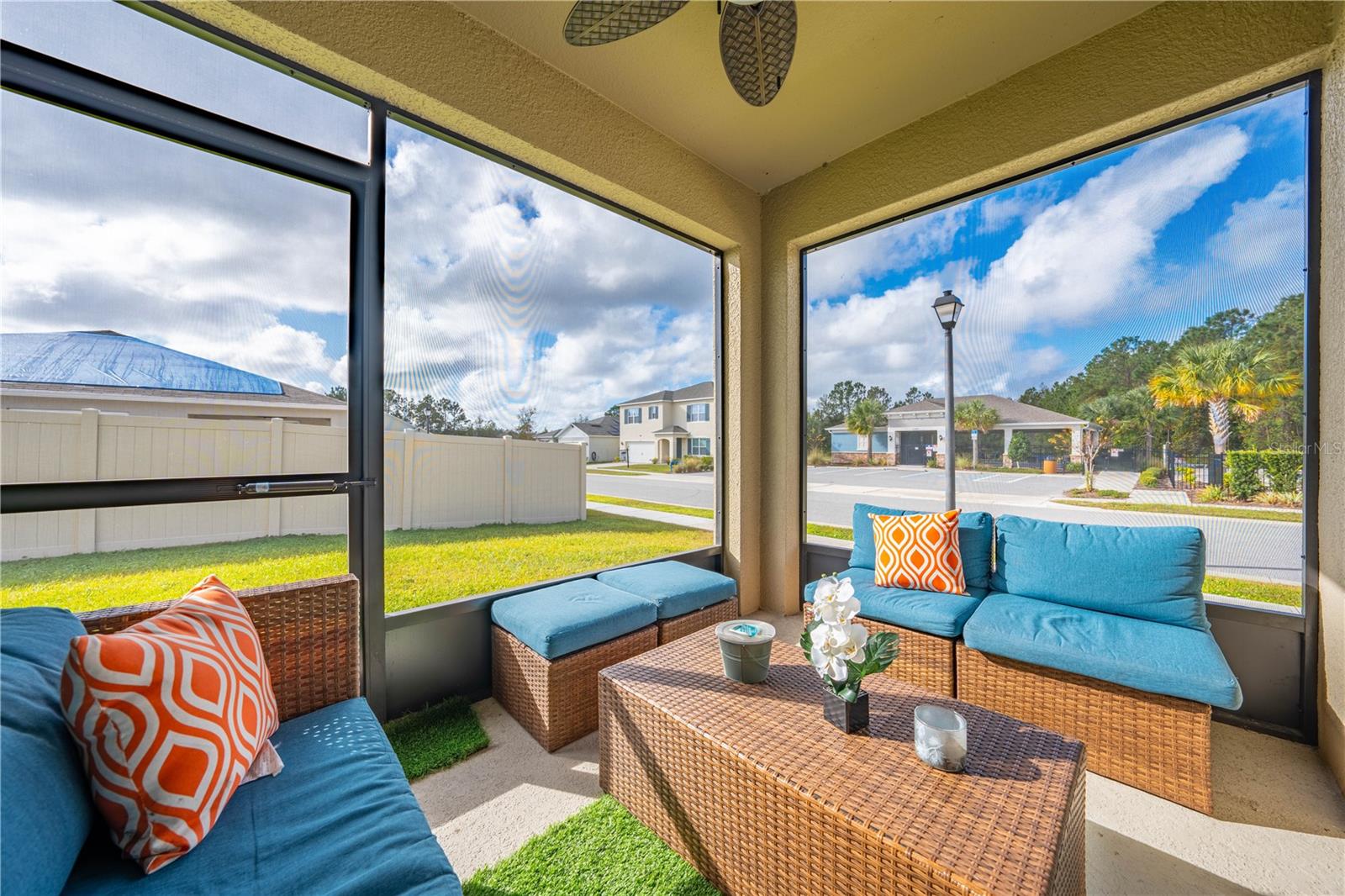 1242 IGUANA LOOP