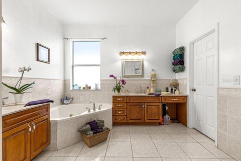 Tiny photo for 12345 NE 14th Avenue, Anthony, FL 32617 (MLS # G5099234)