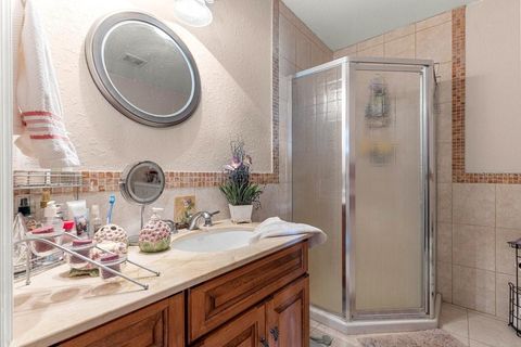 Tiny photo for 12345 NE 14th Avenue, Anthony, FL 32617 (MLS # G5099234)