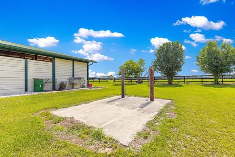 Tiny photo for 12345 NE 14th Avenue, Anthony, FL 32617 (MLS # G5099234)