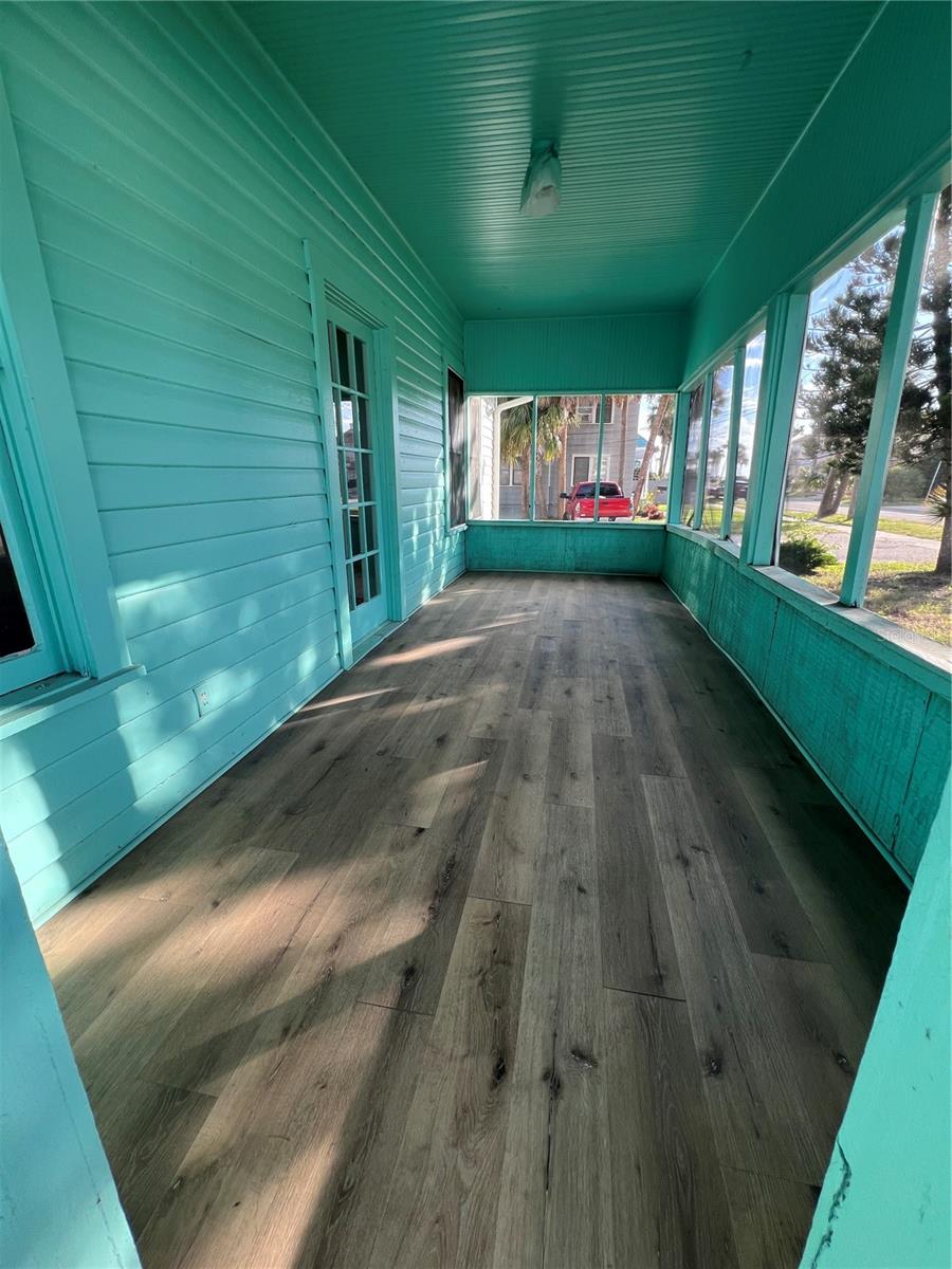 DAVIS DAYTONA BEACH - Residential Lease