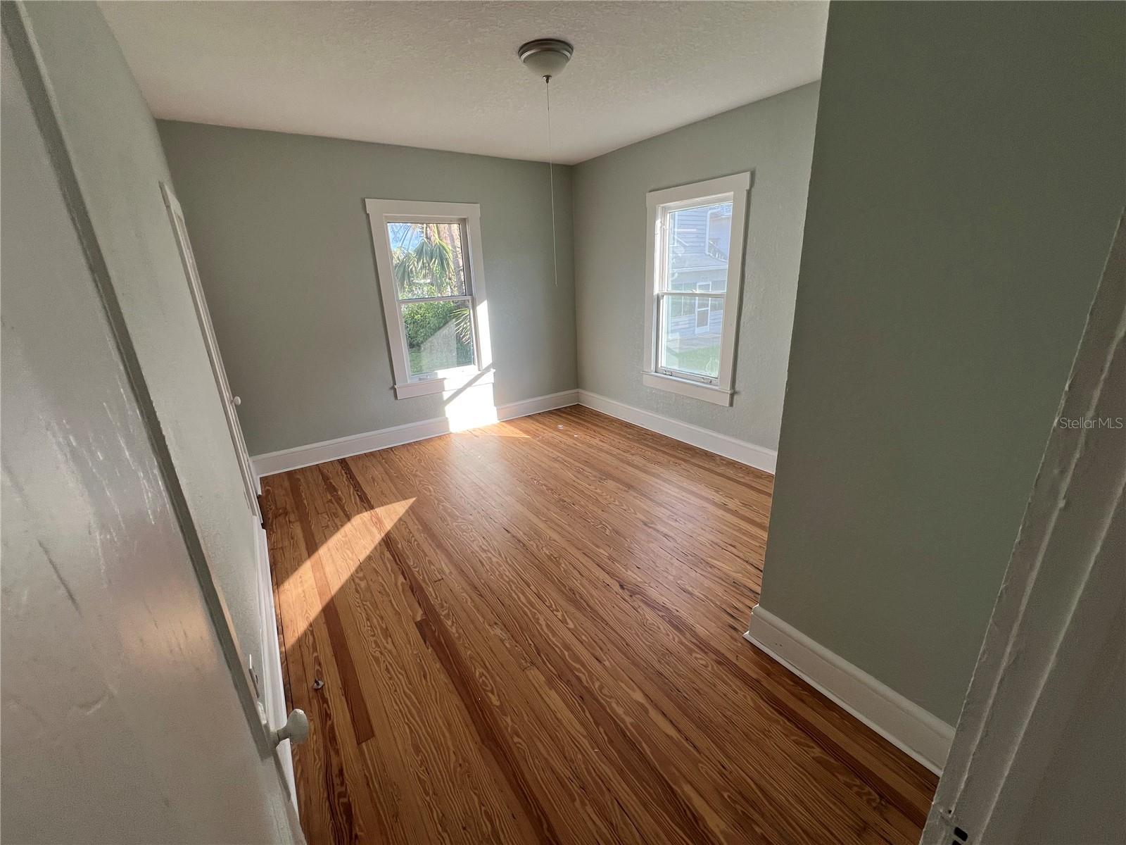 DAVIS DAYTONA BEACH - Residential Lease