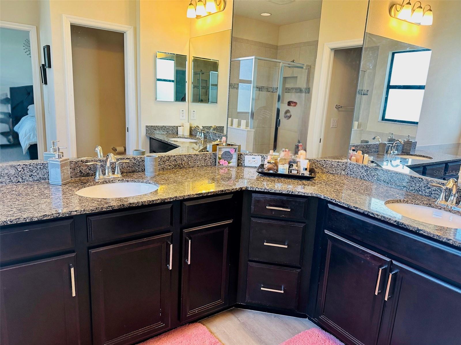 MAPLE GLEN/7 OAKS - Residential