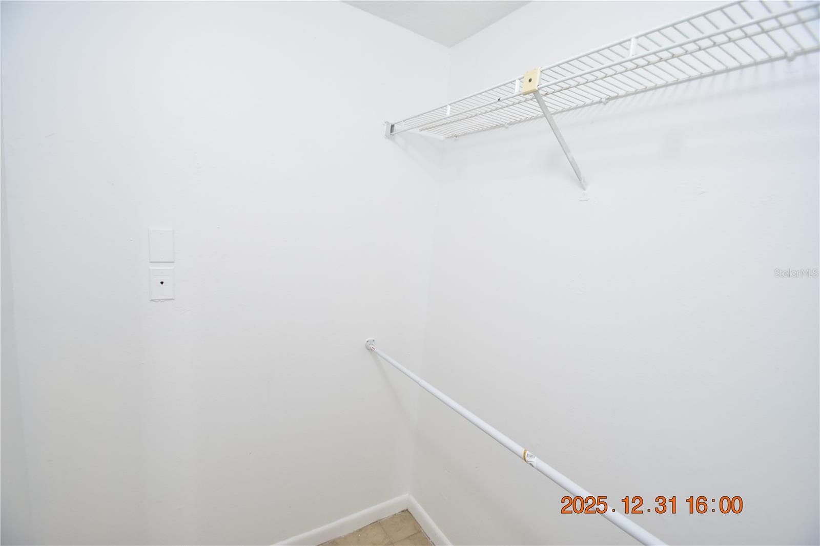 UNPLATTED - Residential Lease