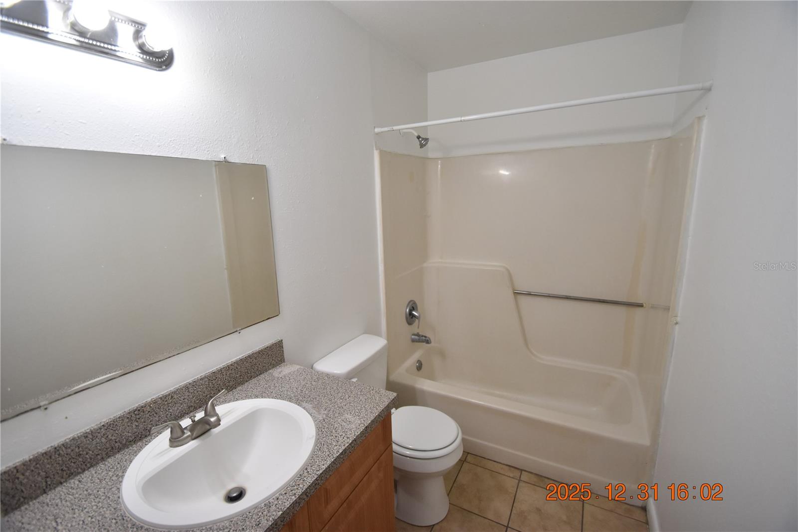 UNPLATTED - Residential Lease